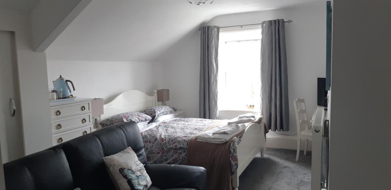 The Adelphi Bed & Breakfastニューカッスル・アポン・タイン エクステリア 写真